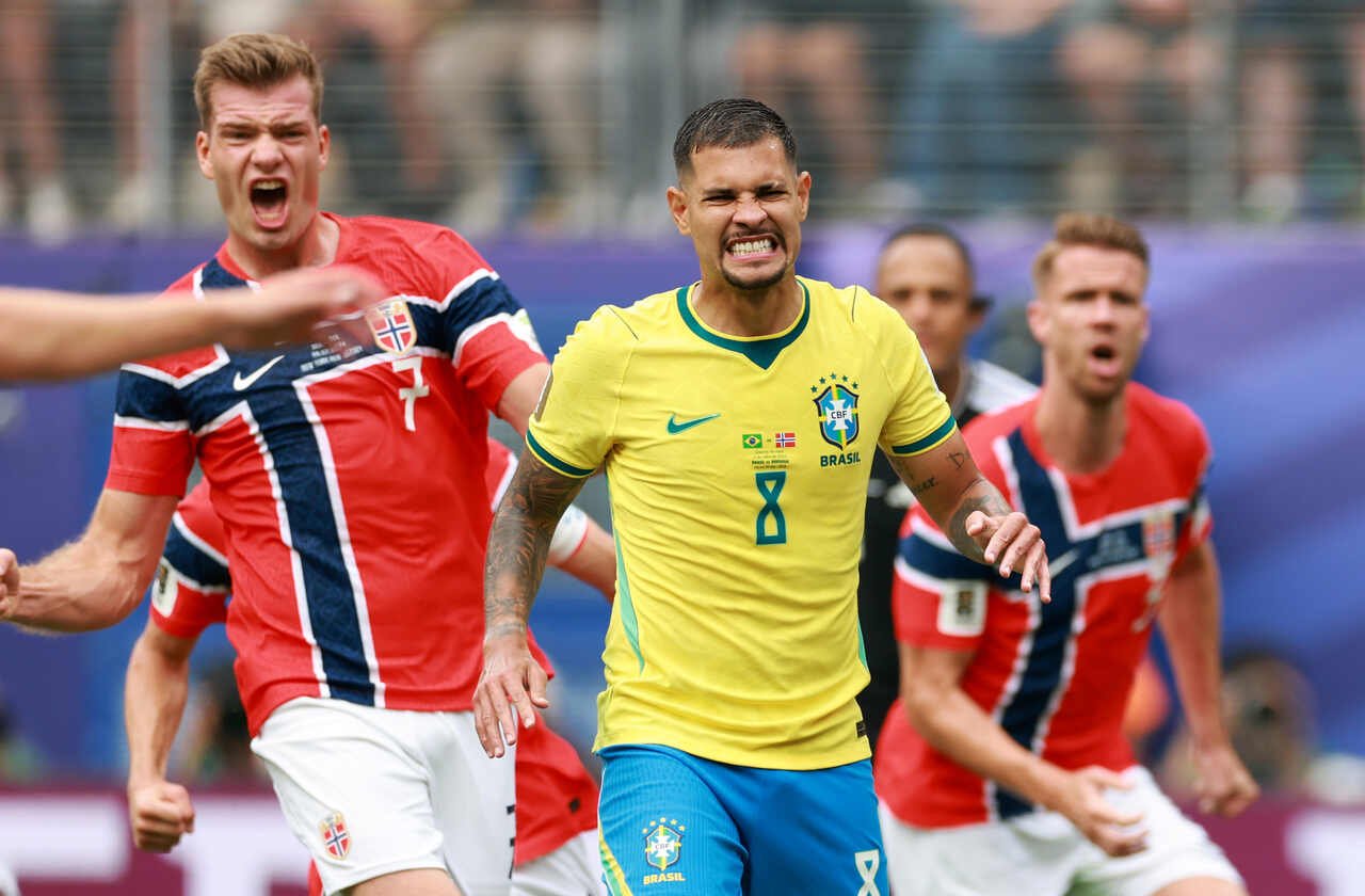Bruno Guimarães desperdiça pênalti, vira alvo de críticas e agita redes sociais durante Brasil x Noruega
